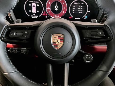 Used 2025 Porsche Cayenne GTS image 18