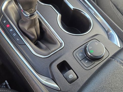 Used 2022 Chevrolet Traverse LT w/ LPO, Floor Liner Package image 30