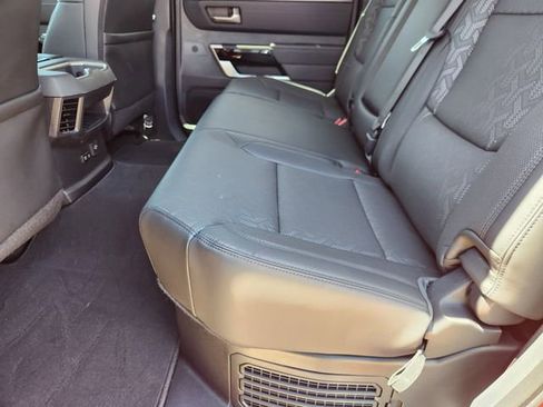 Used 2024 Toyota Tundra Limited AWD/4WD image 30