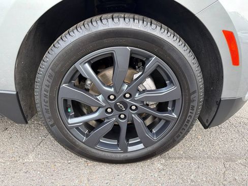 Used 2024 Chevrolet Equinox RS w/ LPO, Floor Liner Package FWD image 9