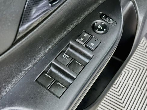 Used 2014 Honda Accord Sport image 17