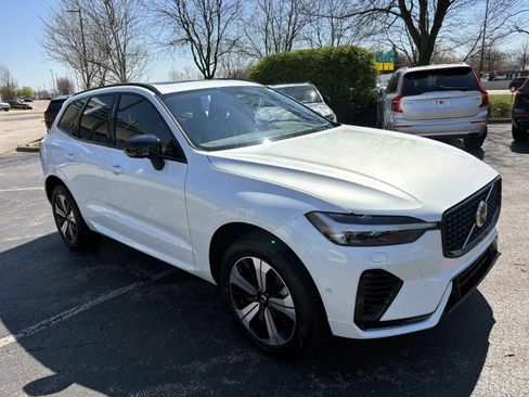Used 2025 Volvo XC60 T8 Plus w/ Protection Package Premier AWD/4WD image 3