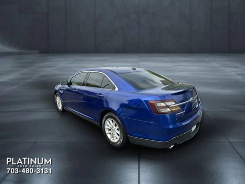 Used 2013 Ford Taurus SE image 8