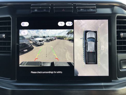 Used 2024 Ford F350 Lariat w/ Sport Appearance Package image 26