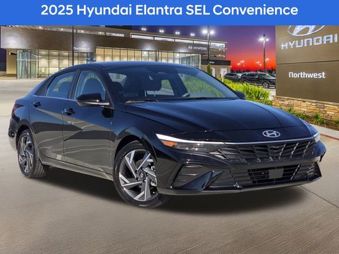 Certified 2025 Hyundai Elantra SEL image 1