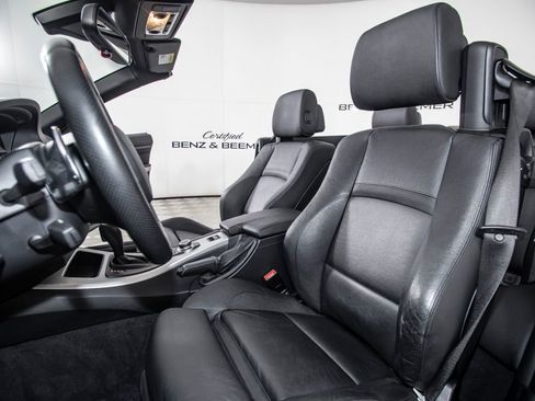 Used 2011 BMW 335i Convertible image 14