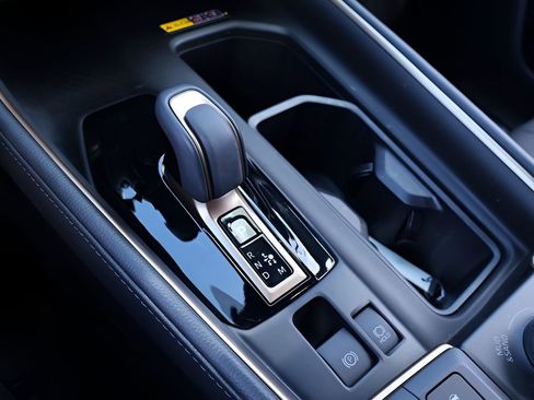 Certified 2025 Toyota Grand Highlander AWD Hybrid image 30