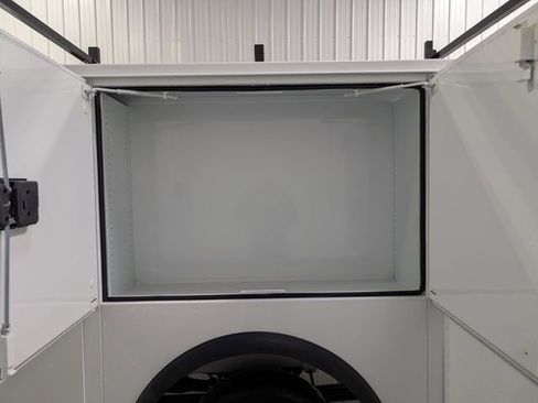 Used 2023 Mercedes-Benz Sprinter 3500 image 18