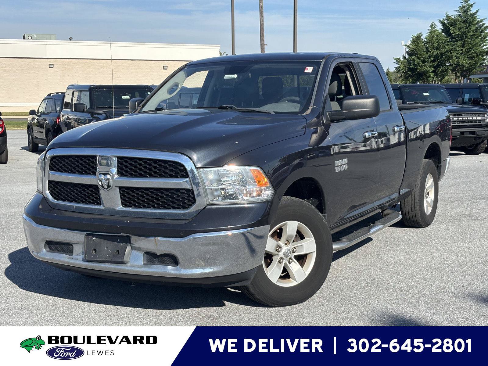 Used 2017 RAM 1500 Classic SLT AWD/4WD image 1