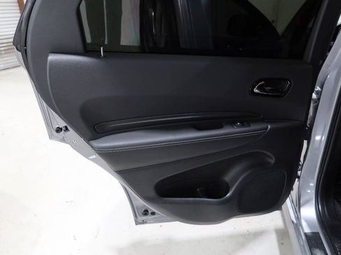 Used 2021 Dodge Durango SRT w/ Technology Group AWD/4WD image 32