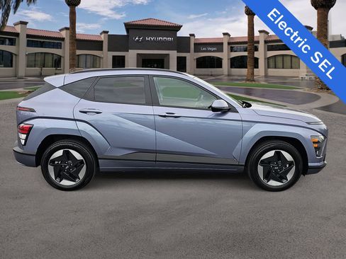 Certified 2024 Hyundai Kona SEL FWD image 9