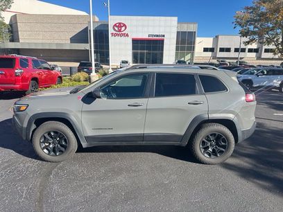 Used 2019 Jeep Cherokee Trailhawk w/ Comfort/Convenience Group