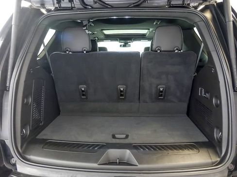 Used 2021 Chevrolet Tahoe LT w/ LT Signature Package image 31