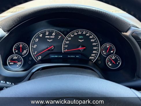 Used 2006 Chevrolet Corvette Convertible w/ Preferred Equipment Group RWD image 7
