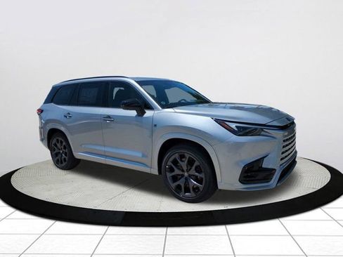 New 2026 Lexus TX 500h AWD image 1