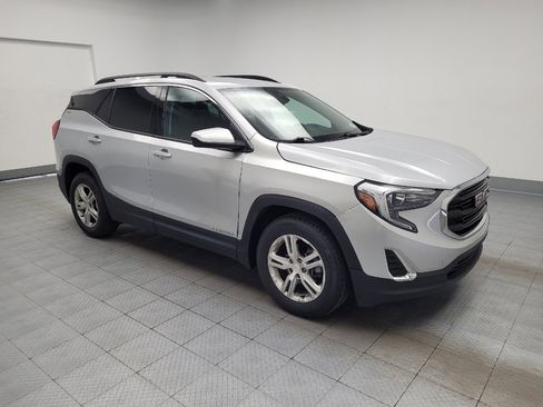 Used 2020 GMC Terrain SLE w/ Driver Convenience Package FWD image 11