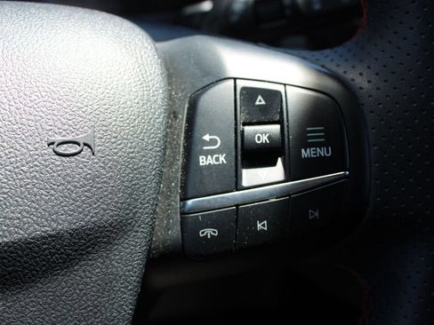 Used 2025 Ford Escape ST-Line FWD image 21