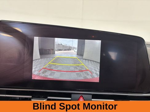 Used 2023 Hyundai Elantra Limited image 16