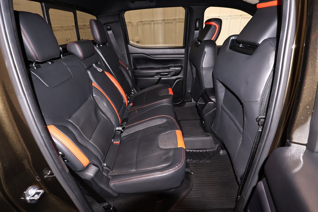 Certified 2024 Ford Ranger Raptor AWD/4WD image 19