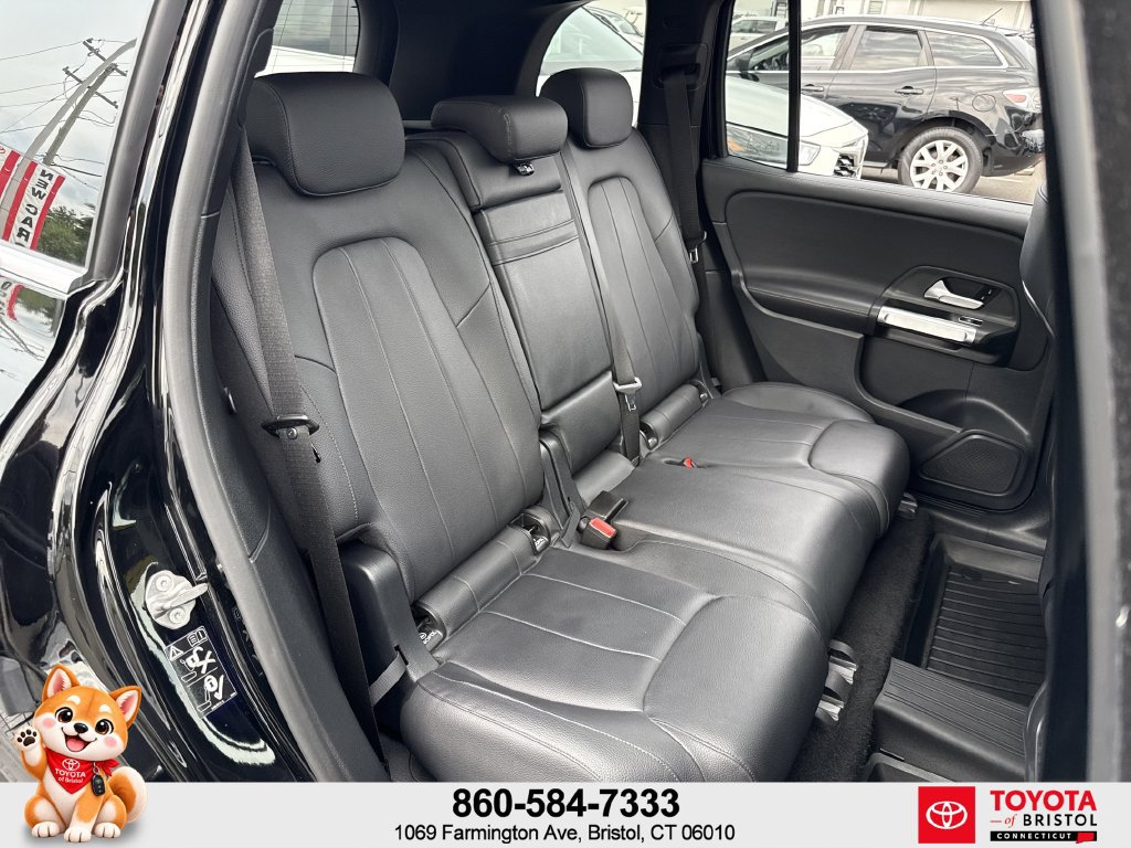 Used 2022 Mercedes-Benz GLB 250 image 34