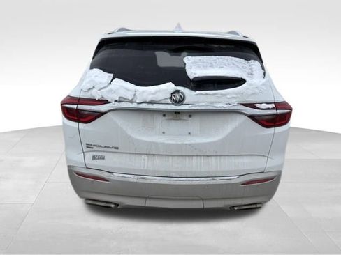 Used 2021 Buick Enclave Essence w/ Sound and Sites Package image 4
