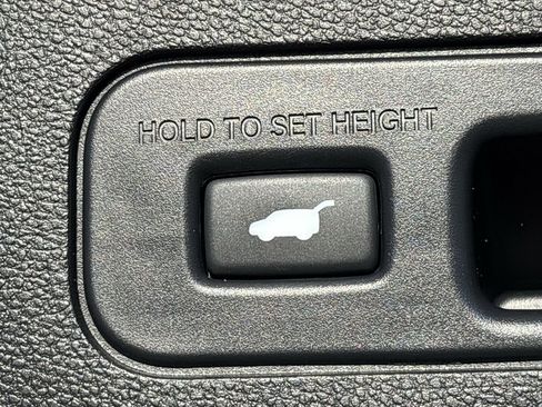 Used 2025 Honda Odyssey Touring image 9