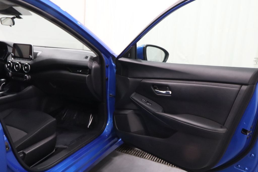 Used 2023 Nissan Sentra SV FWD image 15