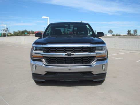 Used 2017 Chevrolet Silverado 1500 LT w/ All Star Edition image 3