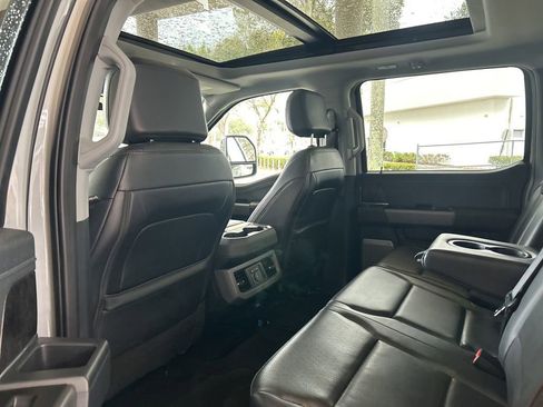 Used 2025 Ford F350 Lariat image 36