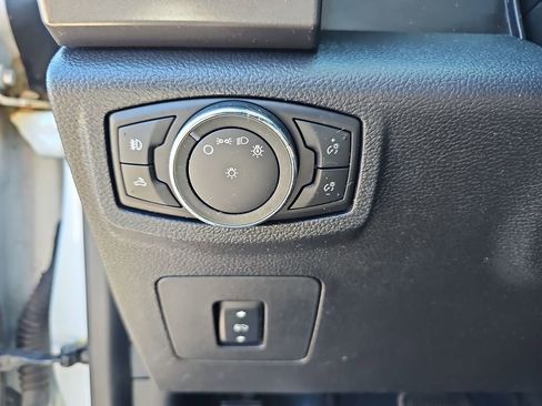 Used 2017 Ford F150 XLT w/ Equipment Group 302A Luxury image 29