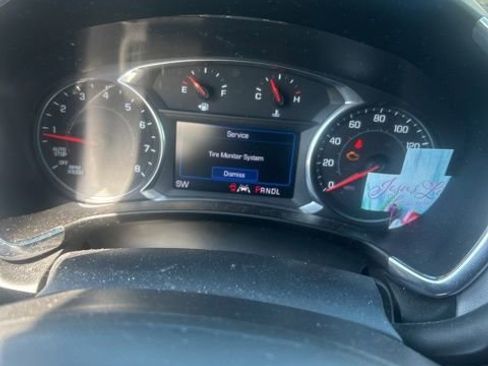 Used 2021 Chevrolet Equinox LT FWD image 3
