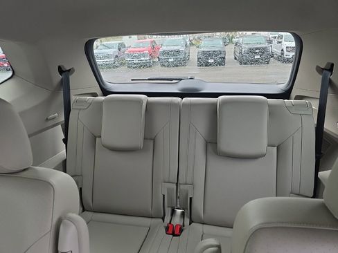 Used 2020 Volkswagen Atlas SEL FWD image 29