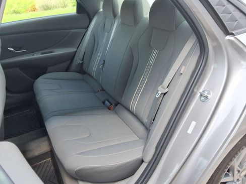 Used 2024 Hyundai Elantra SEL FWD image 29