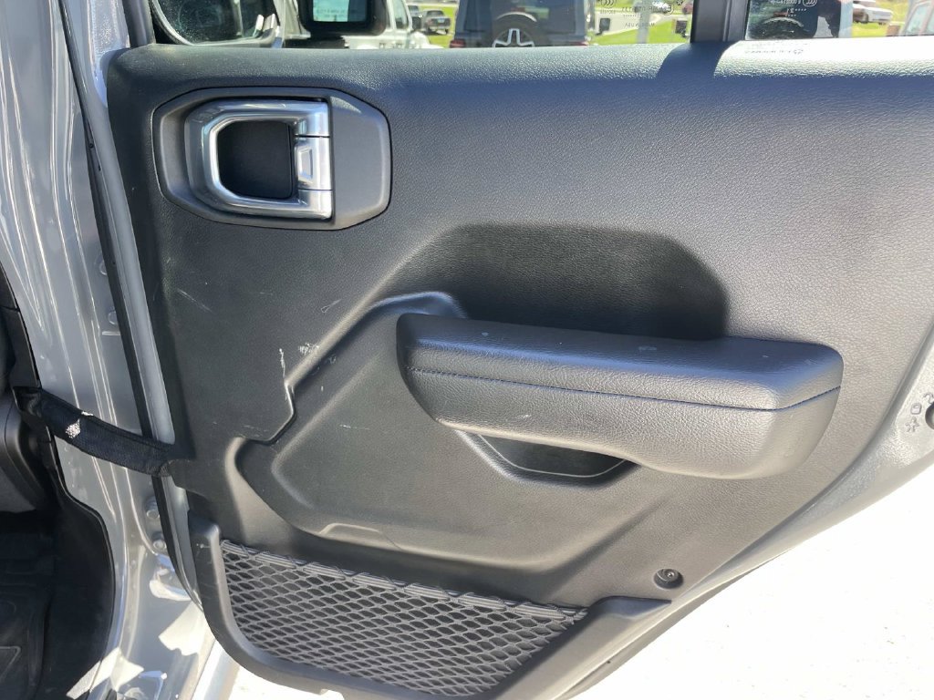 Used 2021 Jeep Wrangler Unlimited Rubicon AWD/4WD image 26