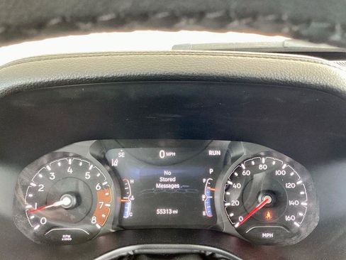 Used 2024 Jeep Compass Latitude AWD/4WD image 8