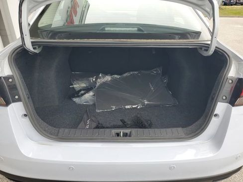 Certified 2025 Nissan Versa SV w/ Trunk Package FWD image 6