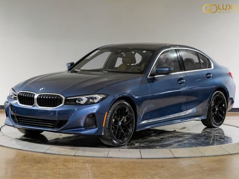 Used 2025 BMW 330i Sedan w/ Convenience Package RWD image 8