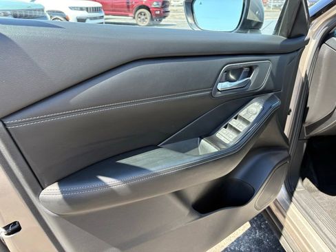 Used 2022 RAM 1500 Big Horn AWD/4WD image 13
