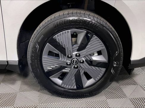 New 2026 Nissan Murano SL image 16