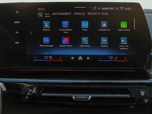 Used 2025 BMW X2 xDrive28i w/ M Sport Package AWD/4WD image 11