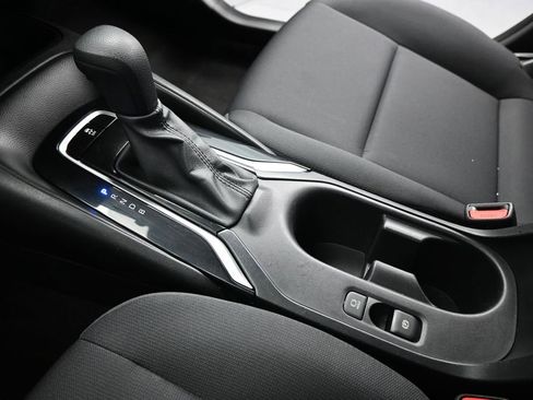 Used 2023 Toyota Corolla LE FWD image 16