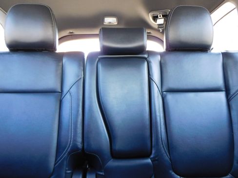 Used 2022 Mitsubishi Outlander SEL image 43