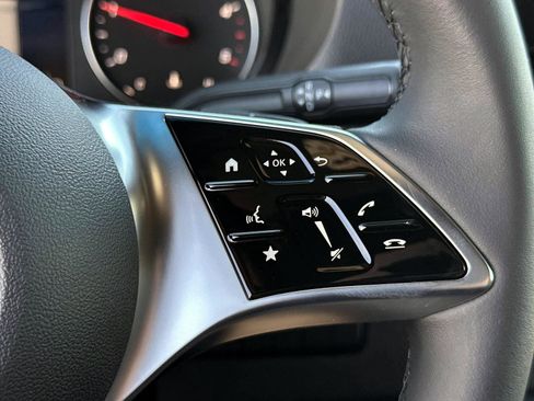 Used 2025 Mercedes-Benz Sprinter 2500 image 25