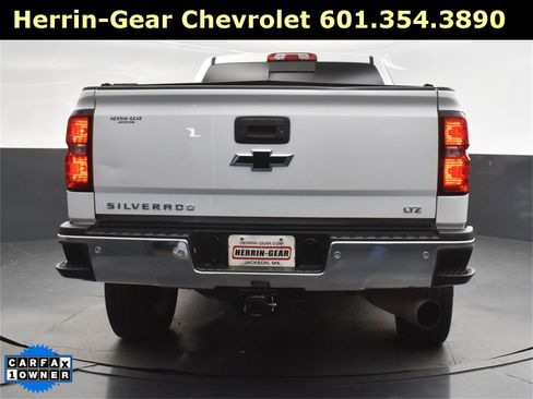 Used 2019 Chevrolet Silverado 2500 LTZ w/ Duramax Plus Package image 7