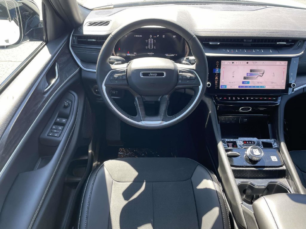 New 2027 Jeep Grand Cherokee 4WD image 22