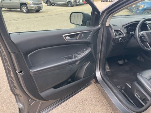 Certified 2024 Ford Edge SEL w/ Convenience Package image 10