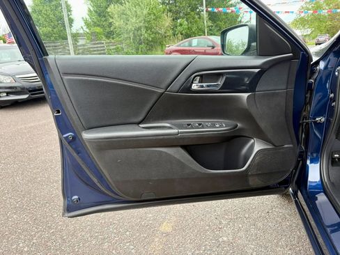 Used 2014 Honda Accord Sport image 10