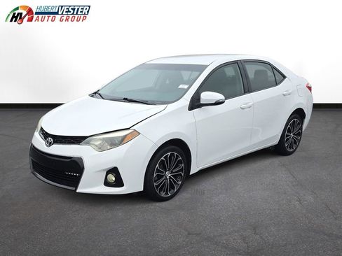 Used 2015 Toyota Corolla L image 2