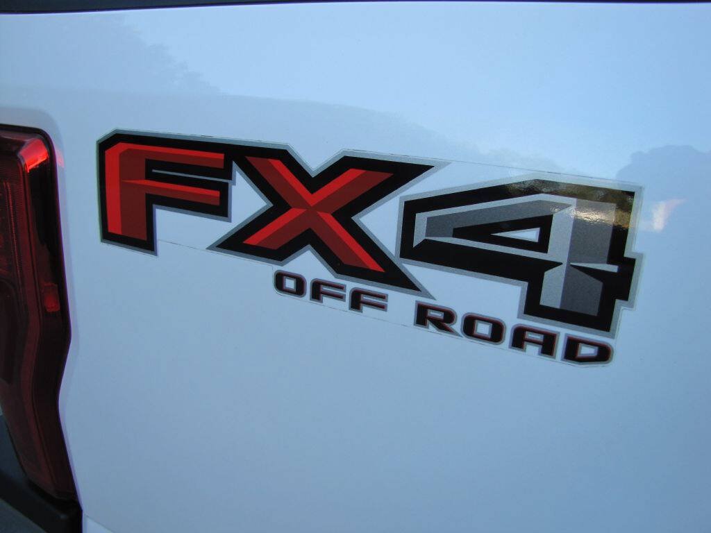 Used 2019 Ford F250 Lariat w/ Lariat Ultimate Package AWD/4WD image 31