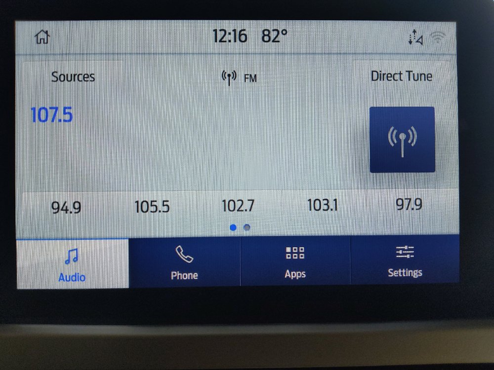Used 2020 Ford Escape SE FWD image 25